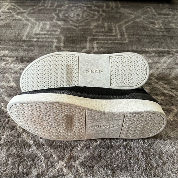 NWOT Vionic Sidney Knit Slip On Shoes Black Orthotic Arch Support Sneakers 9.5 - Picture 5 of 6